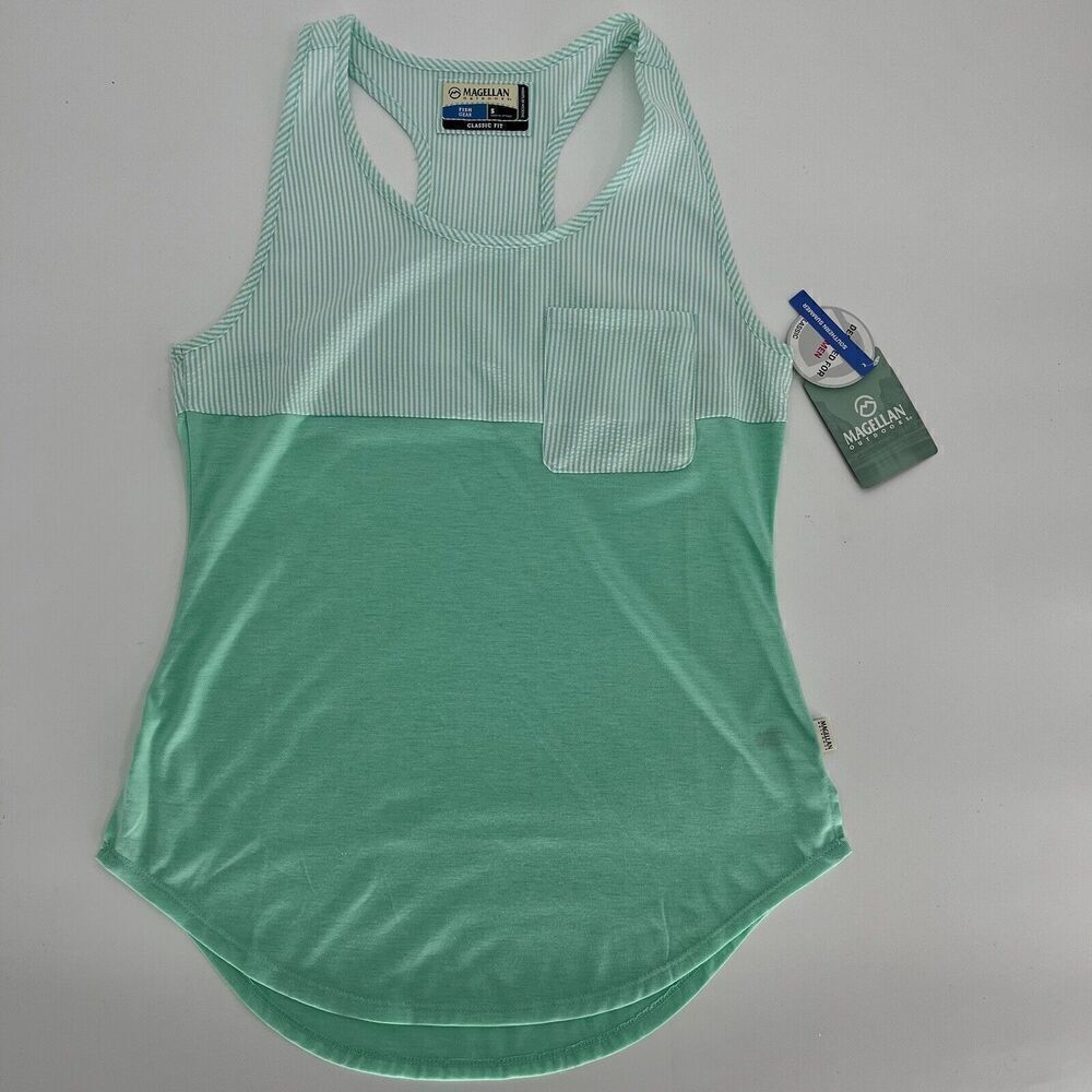 Magellan Outdoor Woman’s Southern Summer-Seersucker Tank Size Small CL011